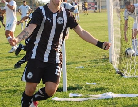 Παίκτης της Δόξας είναι πλέον ο Γιώργος Μοσχάκης που υπόγραψε το νέο του συμβόλαιο