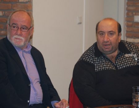 Μήπως από το βάθος ξεπροβάλλει ο Βλάσης Τσάκας;;;