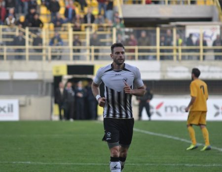 Ο Βασίλης Κωνσταντινίδης απαντά στα δημοσιεύματα σχετικά με το ενδιαφέρον του Άρη