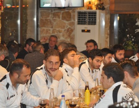 Γεύμα προς τιμήν της αποστολής της Δόξας