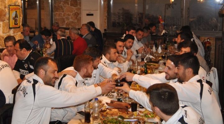 Γεύμα στην αποστολή της Δόξας από την Λέσχη Θεσσαλονίκης (Video & Photos)