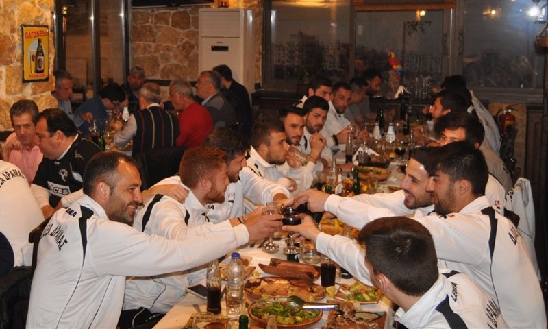 Γεύμα στην αποστολή της Δόξας από την Λέσχη Θεσσαλονίκης (Video & Photos)