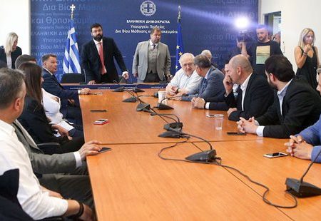 Πρόταση για άνοδο μιας ομάδας από τη φούτμπολ λίγκα που κολλάει στην επιμονή Βασιλειάδη για πρωτάθλημα 12 ομάδων