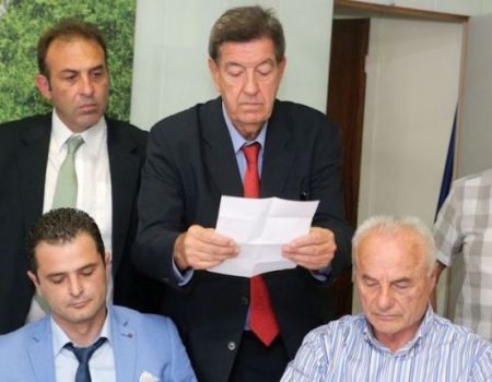 Άρνηση Οταπασίδη να υπογράψει τα πρακτικά των εκλογών της Football League