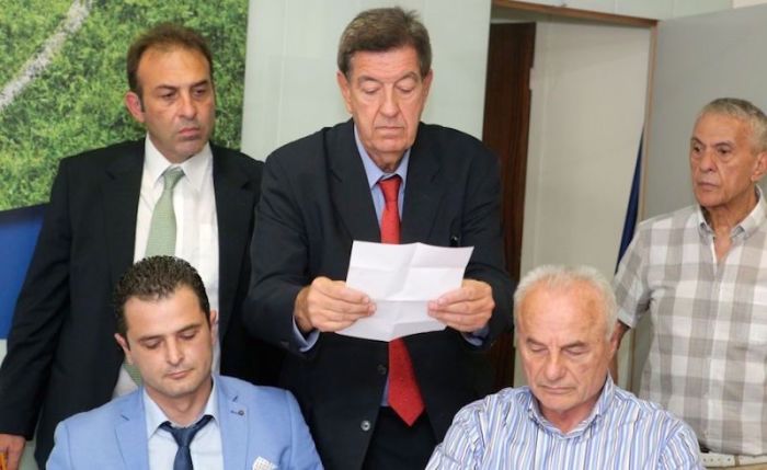 Άρνηση Οταπασίδη να υπογράψει τα πρακτικά των εκλογών της Football League