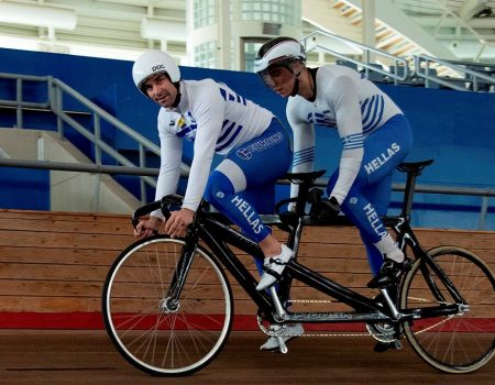 ΑΜΕΑ Ποδηλασία: “DIPLO” το ελληνικό χειροποίητο carbon διπλό ποδήλατο κατασκευασμένο για πρωταθλητές πίστας !!!