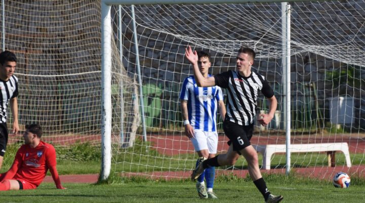 Εθνικός Αλεξανδρούπολης – Δόξα Δράμας 0-1: Το φωτορεπορτάζ από το “Φώτης Κοσμάς”