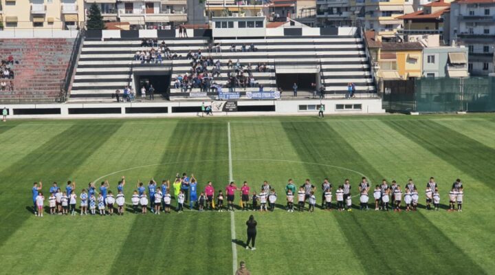 LIVE !!! Δόξα Δράμας – Ακρίτες Συκεών 0-0  ΤΕΛΙΚΟ (Βίντεο)