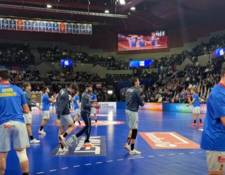 Κινατζίδης και Φωτακίδης διαιτήτευσαν το φιλικό της Γαλλίας με την Ισπανία (29-26)