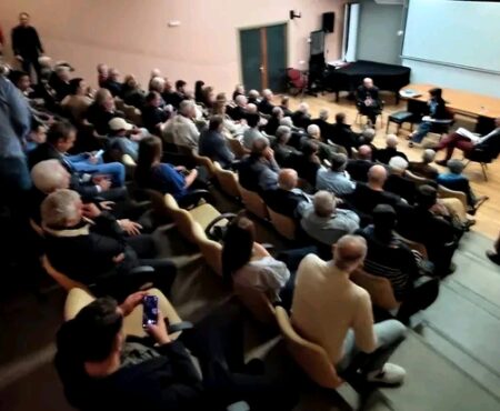 ΕΛΠΙΣ ΔΡΑΜΑΣ: Γέμισε το ωδείο στην πρώτη εκδήλωση