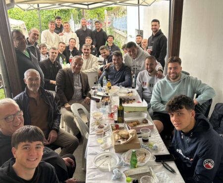 Το αποχαιρετιστήριο γεύμα των μαυραετών δια χειρός Μίλτου Αθανασιάδη